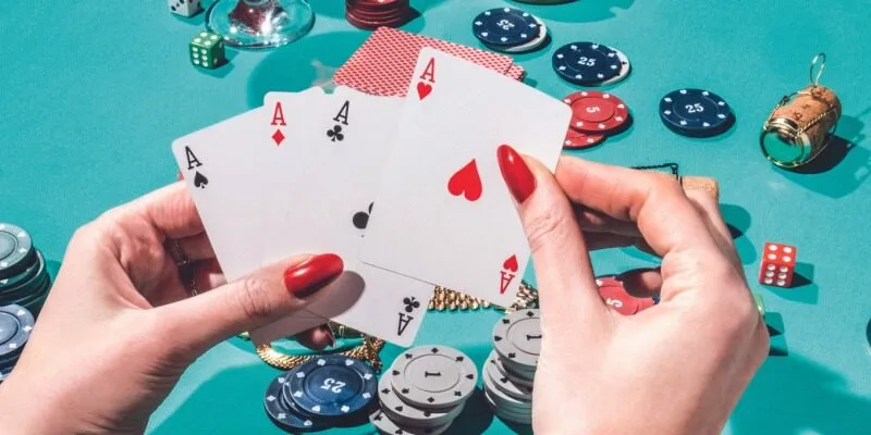 tong-quan-ve-poker-online